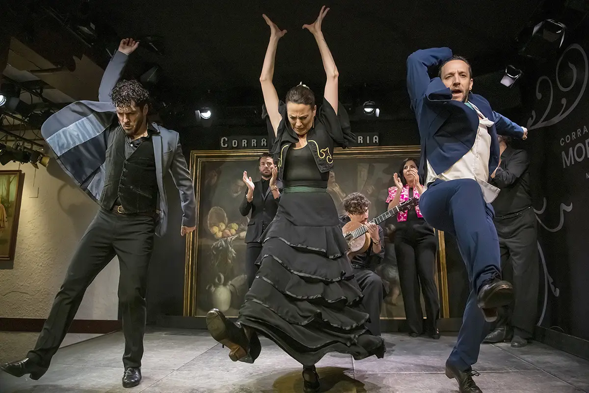 ‘CORRAL DE LA MORERÍA. 70 AÑOS DE TABLAO’ alumbra la leyenda del mejor tablao flamenco del mundo