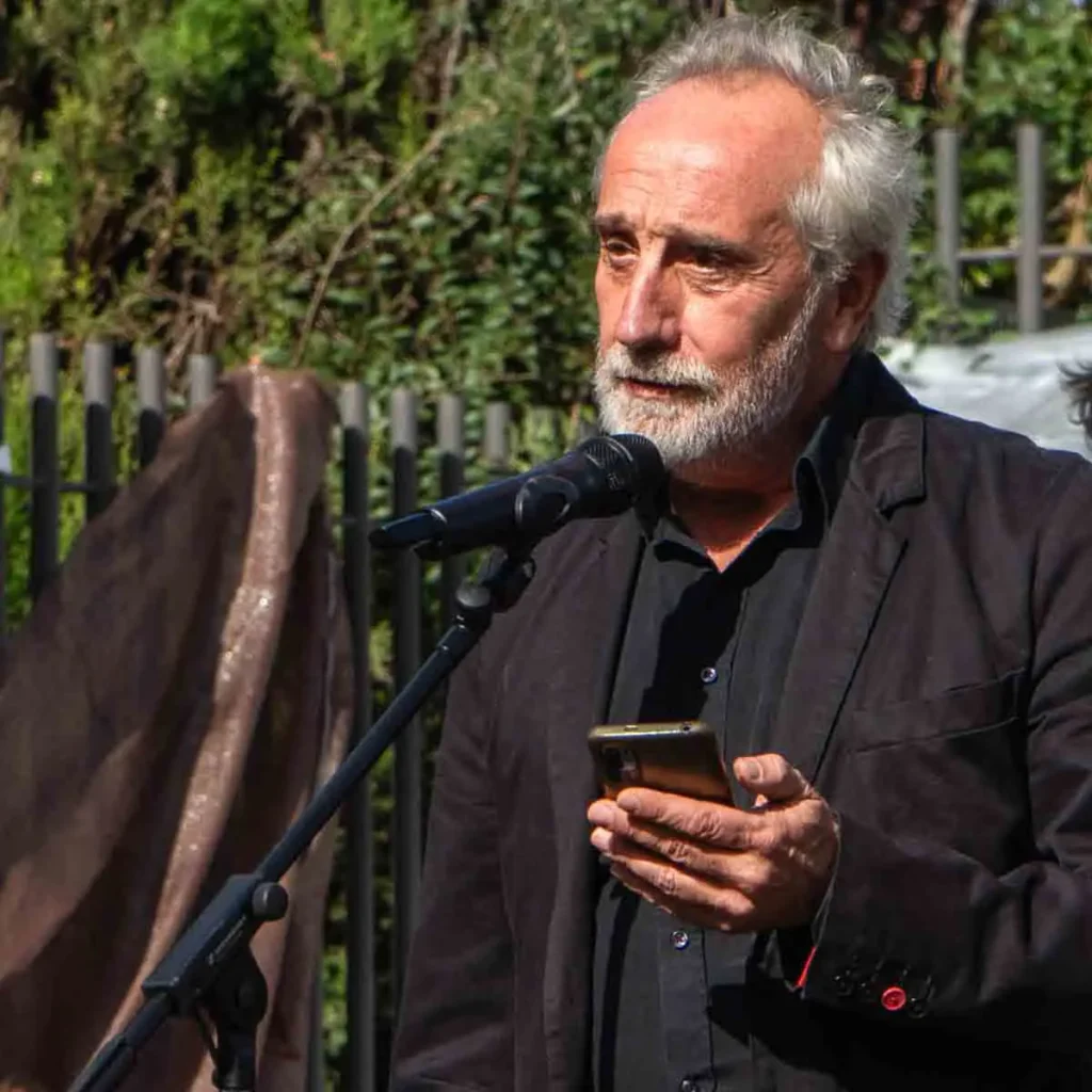 Acción contra la guerra - foto Manuel Montaño