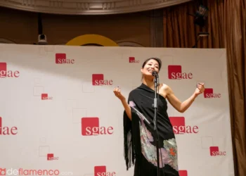 Noriko Martín presentó en Madrid su primer disco, «Más allá de las llamas», el primer álbum de flamenco cantado íntegramente en japonés