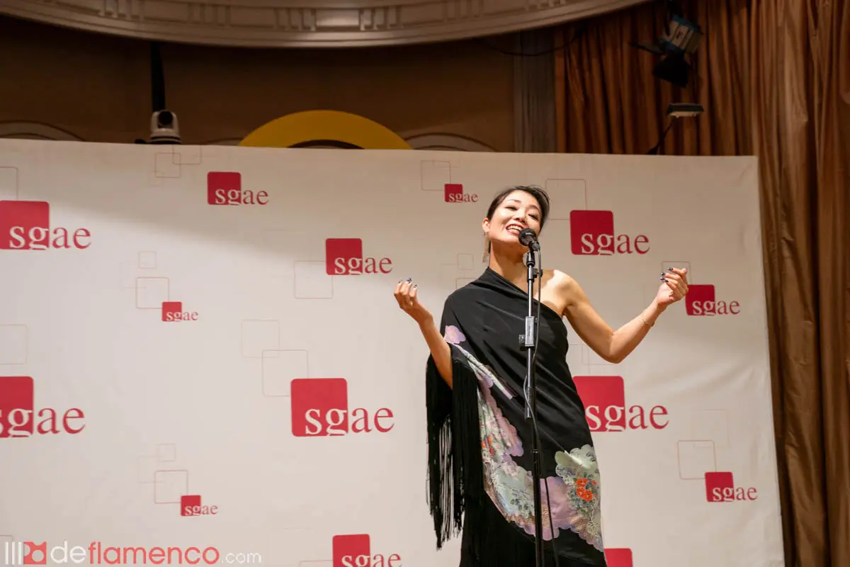 Noriko Martín presentó en Madrid su primer disco, «Más allá de las llamas», el primer álbum de flamenco cantado íntegramente en japonés