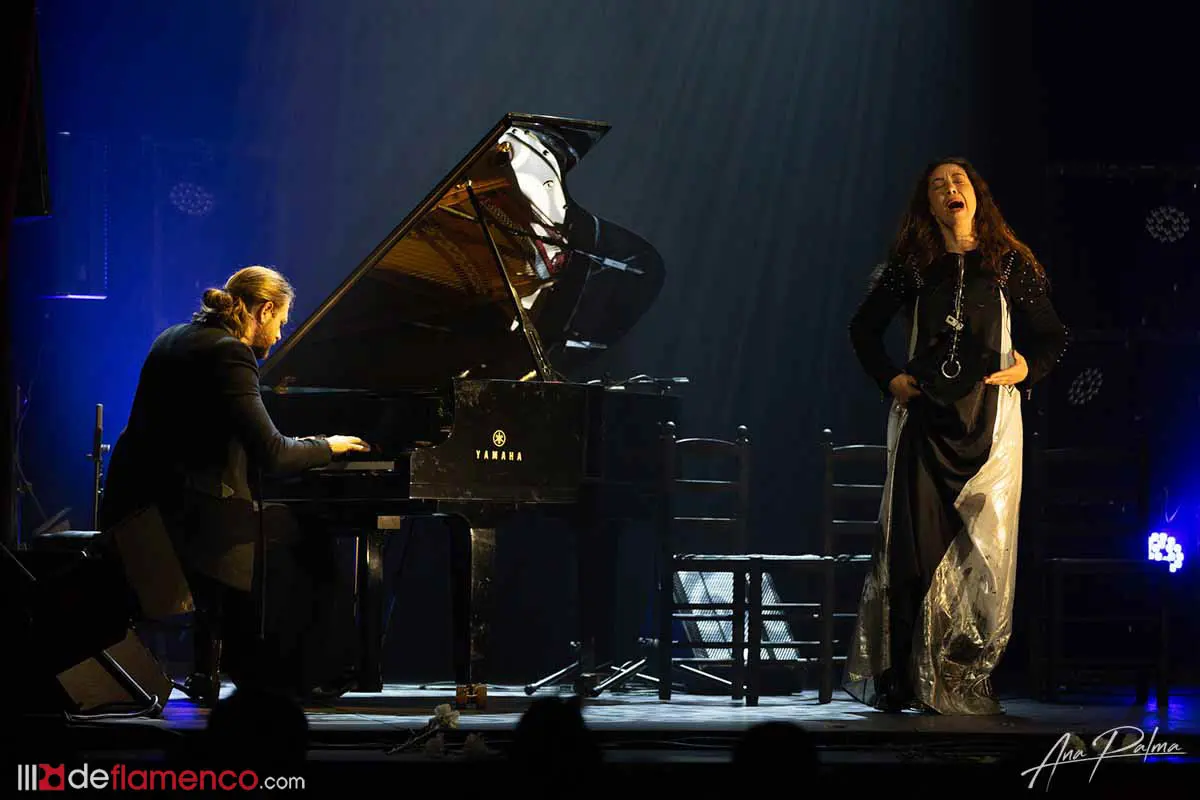 Ni intenso, ni magnético ni magníficos