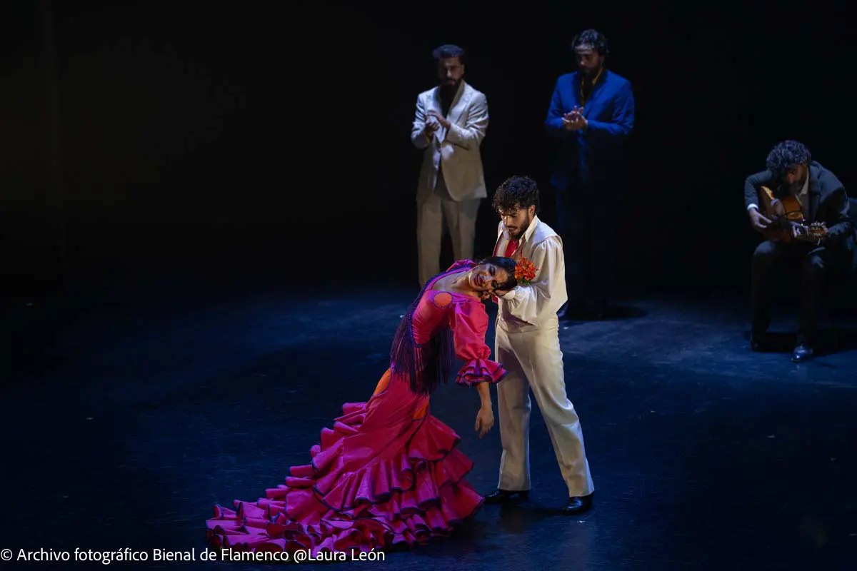 Águeda Saavedra y Juan Tomás de la Molía presentan Te atrevo en la Bienal de Flamenco (fotografías & vídeo)