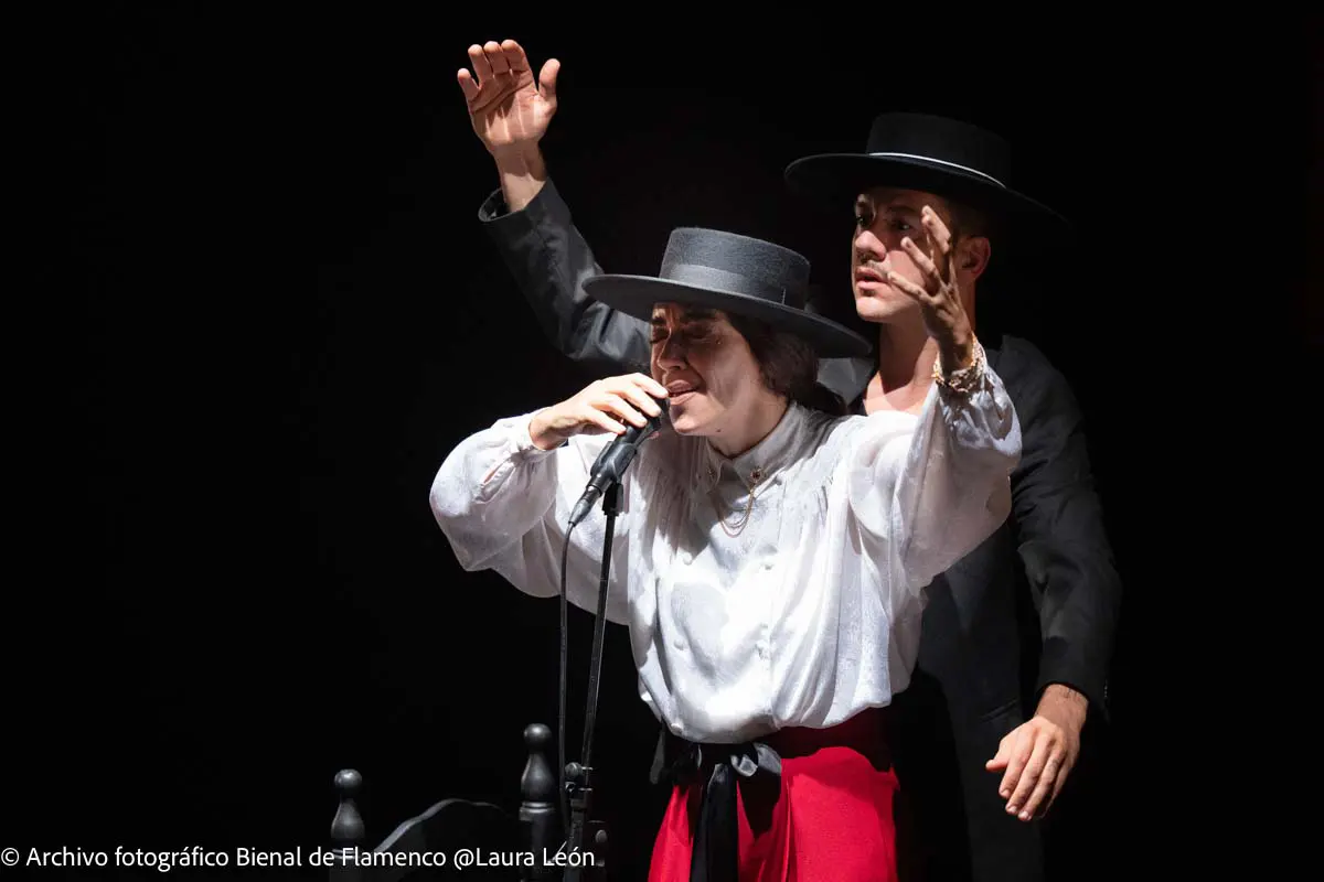 Sandra Carrasco y David de Arahal estrenan Poema de la libertad en la Bienal de Flamenco de Sevilla (vídeos y fotos)